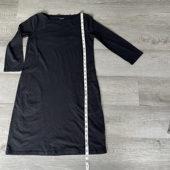 Elegant Black Women's Dress - Picture 9 of 10